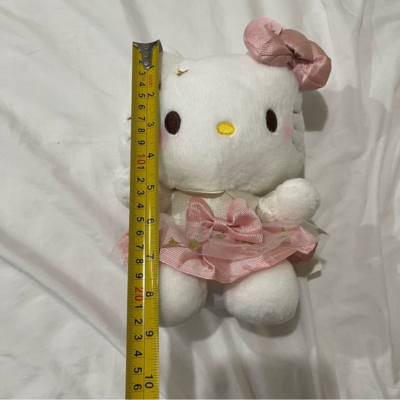 Hello Kitty Cute White and Pink Plush Toy - Picture 7 of 7